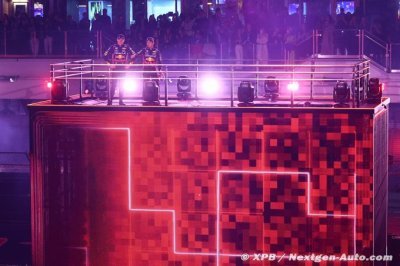 Se sentant ’comme un clown’, Verstappen tacle la F1 après la cérémonie d’ouverture à Las Vegas