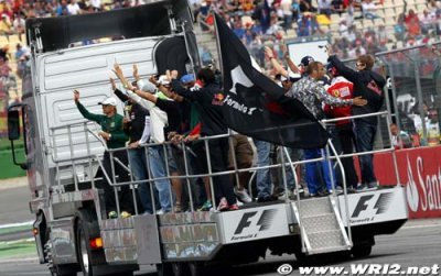 Minardi invite la F1 à penser aux jeunes pilotes