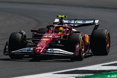 Hamilton pushing Ferrari again amid FIA tension