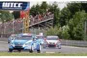 Huff and Muller shared wins in Brno