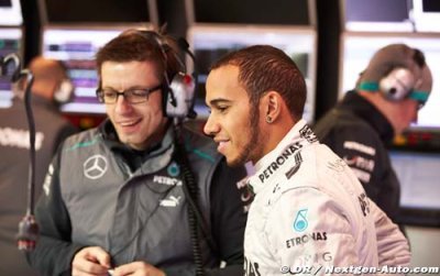 Ecclestone told Mercedes to sign Hamilton