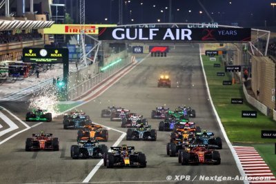 Verstappen gagne sans concurrence le GP de Bahreïn de F1