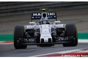 Bottas n'exclut pas de rester chez Williams malgré l'offre de Ferrari