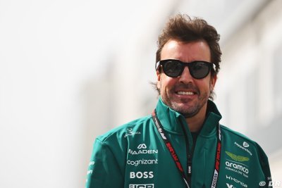 Alonso reste en 2027 et explique sa décision&nbsp;: ’la F1 est toujours dans mon sang’