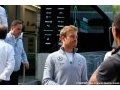 Austria crash won't change future decision - Rosberg