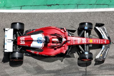 Ferrari&nbsp;: Vasseur ne désigne pas de coupable pour ’les erreurs’ commises sur la SF-25