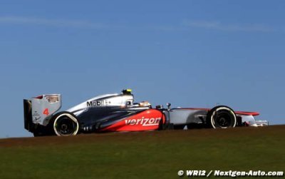 Free 2: Lewis Hamilton remains the man to beat at Interlagos after second practice