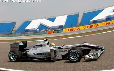 Rosberg not sure Mercedes can catch up in 2011