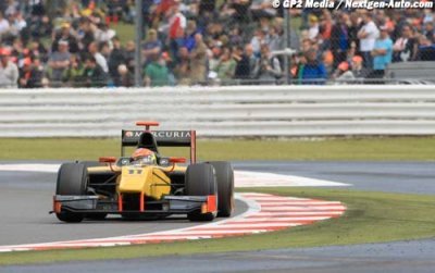 Grosjean conforte sa position de leader