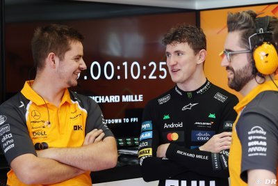 Dunne turns heads as F1 paddock buzz grows louder