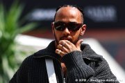 Hamilton soupçonne les dernières évolutions d'avoir fait baisser la forme de Mercedes F1