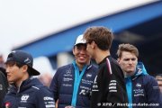 Russell plaisante sur son nouveau salaire chez Mercedes F1