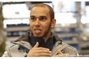 'Risk taker' Hamilton beats Vettel on Top Gear