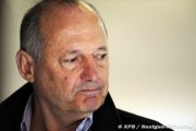 Ron Dennis sur la saga Red Bull : 'Tout le monde veut les voir tomber'