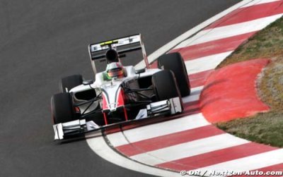 HRT hopes to test new car before Melbourne