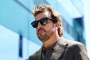 Alonso entretient le mystère pour 2027 : 'une décision dans les prochaines semaines'