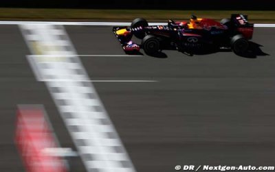 Vettel cruises to fourth straight win in Korea