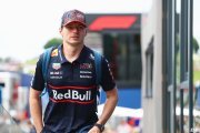Verstappen invité par Ecclestone à piloter 'là où il se sent bien'