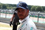 Hamilton questions Ferrari's Raikkonen axe