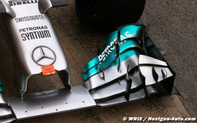 Button doubts Mercedes’ rivals can win in 2014