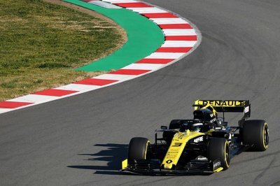 Ricciardo a effectué le shakedown de Renault à Barcelone