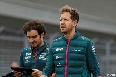 Vettel named as potential Hamilton successor