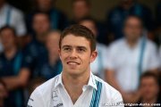 Williams retains Paul Di Resta as reserve driver for 2017