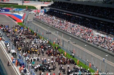 Russia eyes first 2020 race with spectators