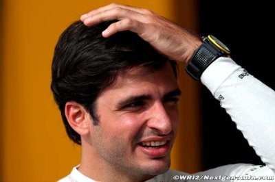 Sainz denies improving image after Renault switch