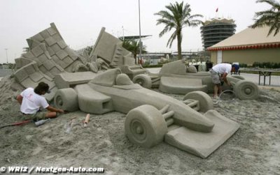 Explosions mark countdown to Bahrain 2013