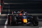 Verstappen 'deliberately let Red Bull hit the wall'