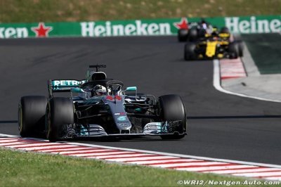 Mercedes progresse avec les pneus les plus tendres