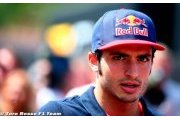 Sainz lost lucky grey cap in Barcelona