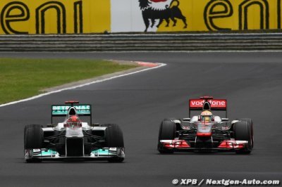 Massa compare les ’incroyables’ Schumacher et Hamilton