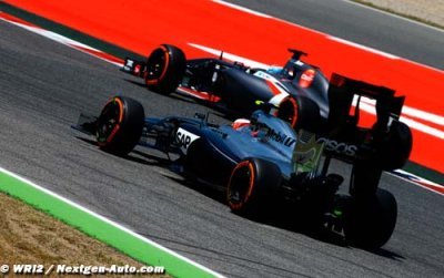 Encore une course à oublier pour Magnussen