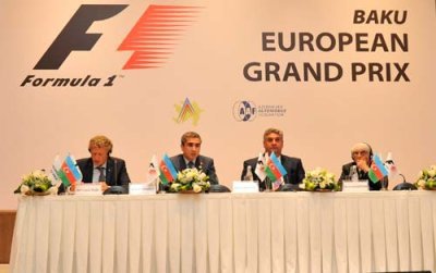 Bernie Ecclestone unveils Azerbaijan Grand Prix track layout