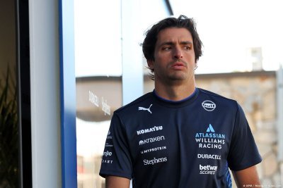 Sainz names Leclerc ’fastest man over one lap’