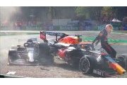 Vidéo - Verstappen et Hamilton se crashent encore ensemble à Monza !