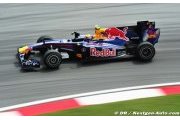 Webber prend la tête à Sepang
