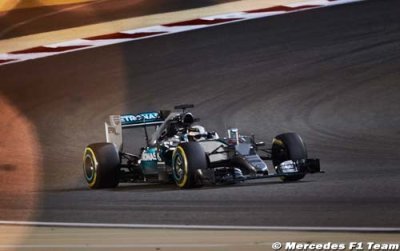 Hamilton claims Bahrain Grand Prix pole position ahead of Vettel