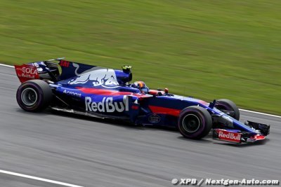 Sainz&nbsp;: Le programme Red Bull est rude mais ’ce sont eux qui paient’