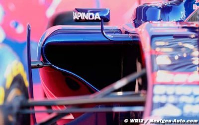 Toro Rosso réussit le crash test de sa STR10