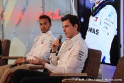 Hamilton contract talks to start soon - Wolff