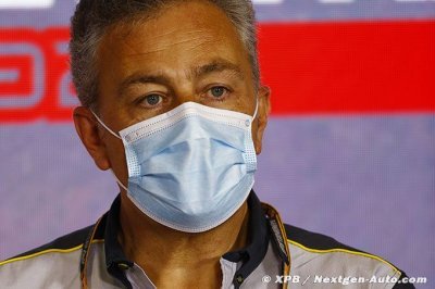 Pirelli affirme ’écouter’ les pilotes comme Lewis Hamilton