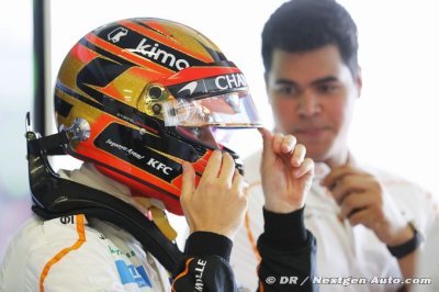 Vandoorne ’not fast enough for Toro Rosso’ - Marko