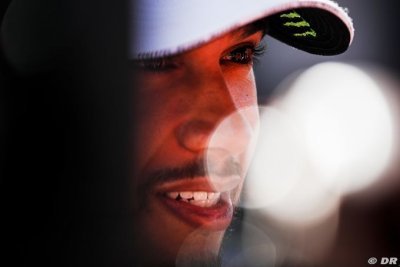 Hamilton donne quelques conseils aux jeunes pilotes