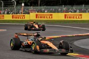 Piastri se joue de Norris et de la pluie pour gagner en Belgique