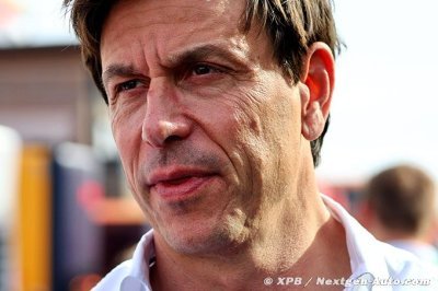 Pour tenir son budget, Mercedes F1 va-t-elle moins payer ses employés&nbsp;?