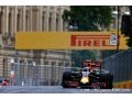 Verstappen confirms 'bored' father not in Baku
