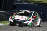 Hungaroring, Race 1: Monteiro boosts WTCC lead with victory in Hungary